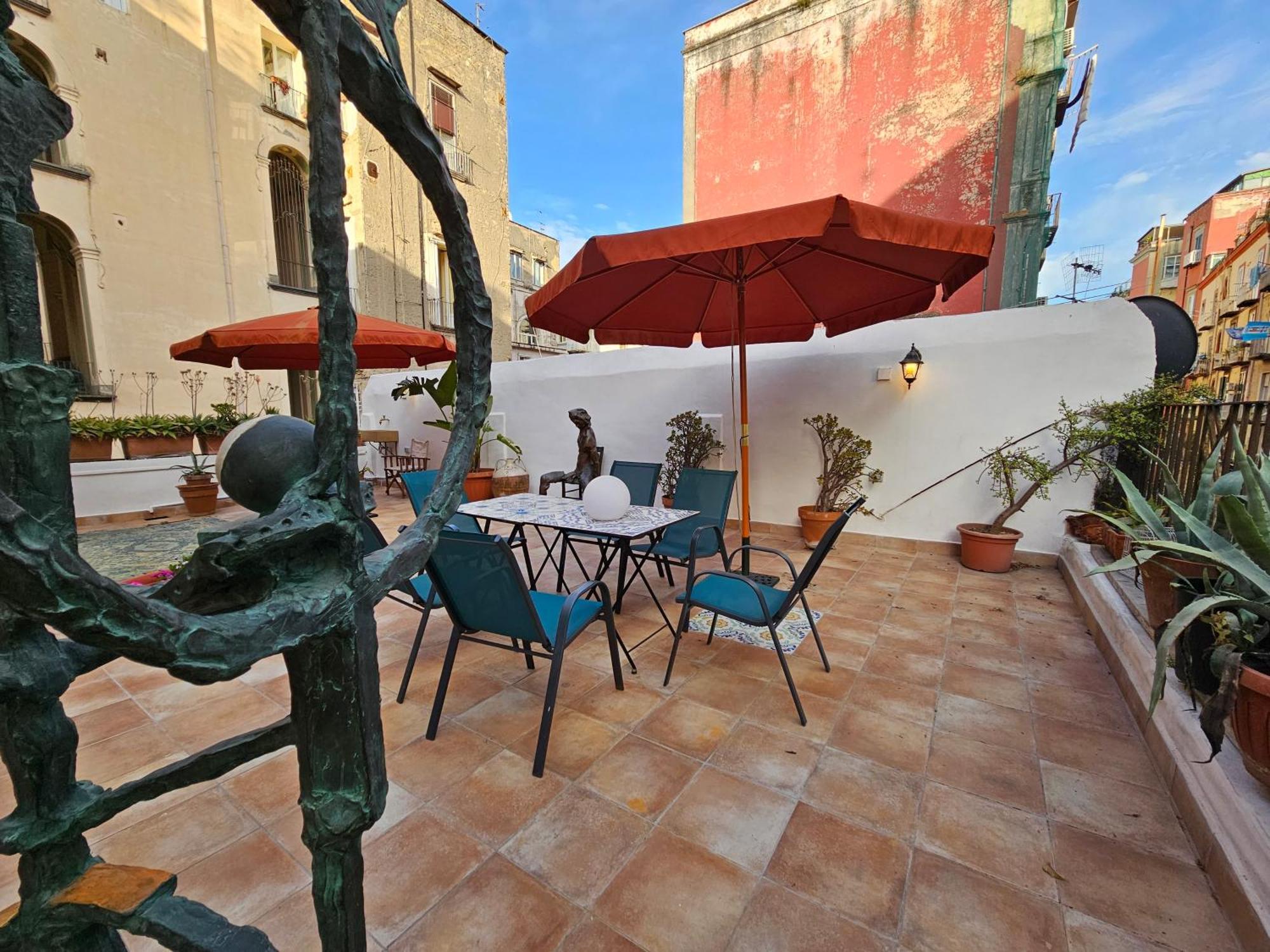 The Spanish Palace Rooms, Suites Apartments & Terraces Neapel Zimmer foto